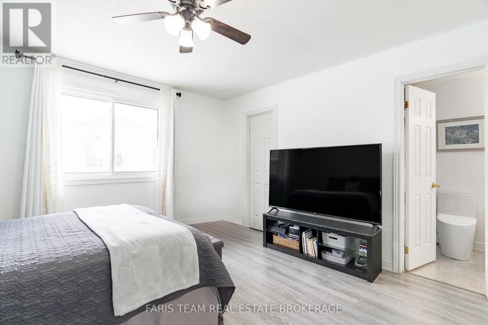 233 Stanley Street, Barrie, Ontario  L4M 6X9 - Photo 17 - S13212612