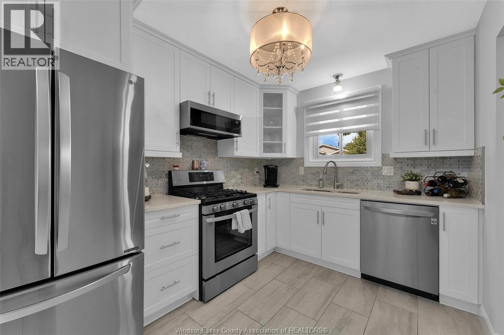 4779 Theresa Place, Windsor, Ontario  N8T 3M8 - Photo 14 - 26012493