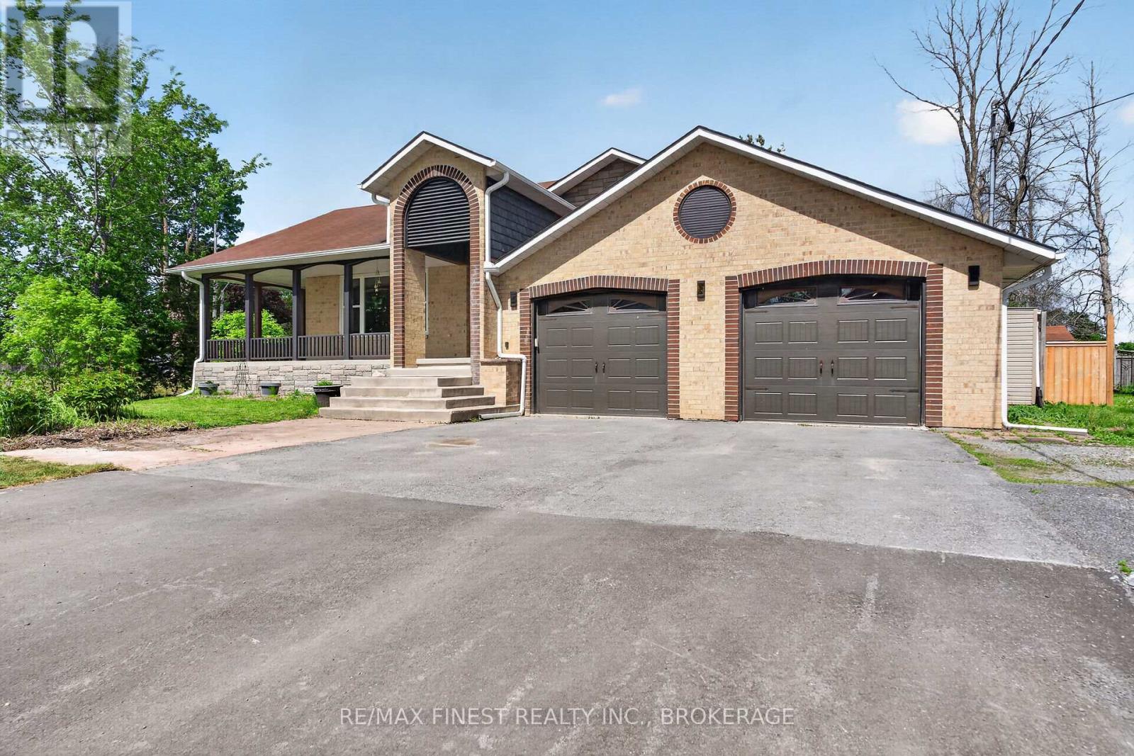 2 CREIGHTON DRIVE, Loyalist, Ontario