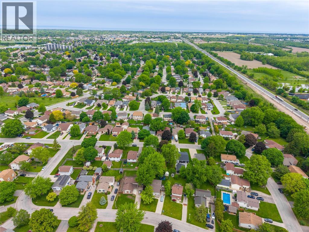 114 Maplestone Avenue, Sarnia, Ontario  N7S 4X2 - Photo 33 - 26012484