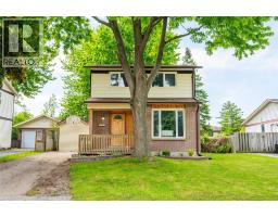 114 MAPLESTONE AVENUE, Sarnia, Ontario