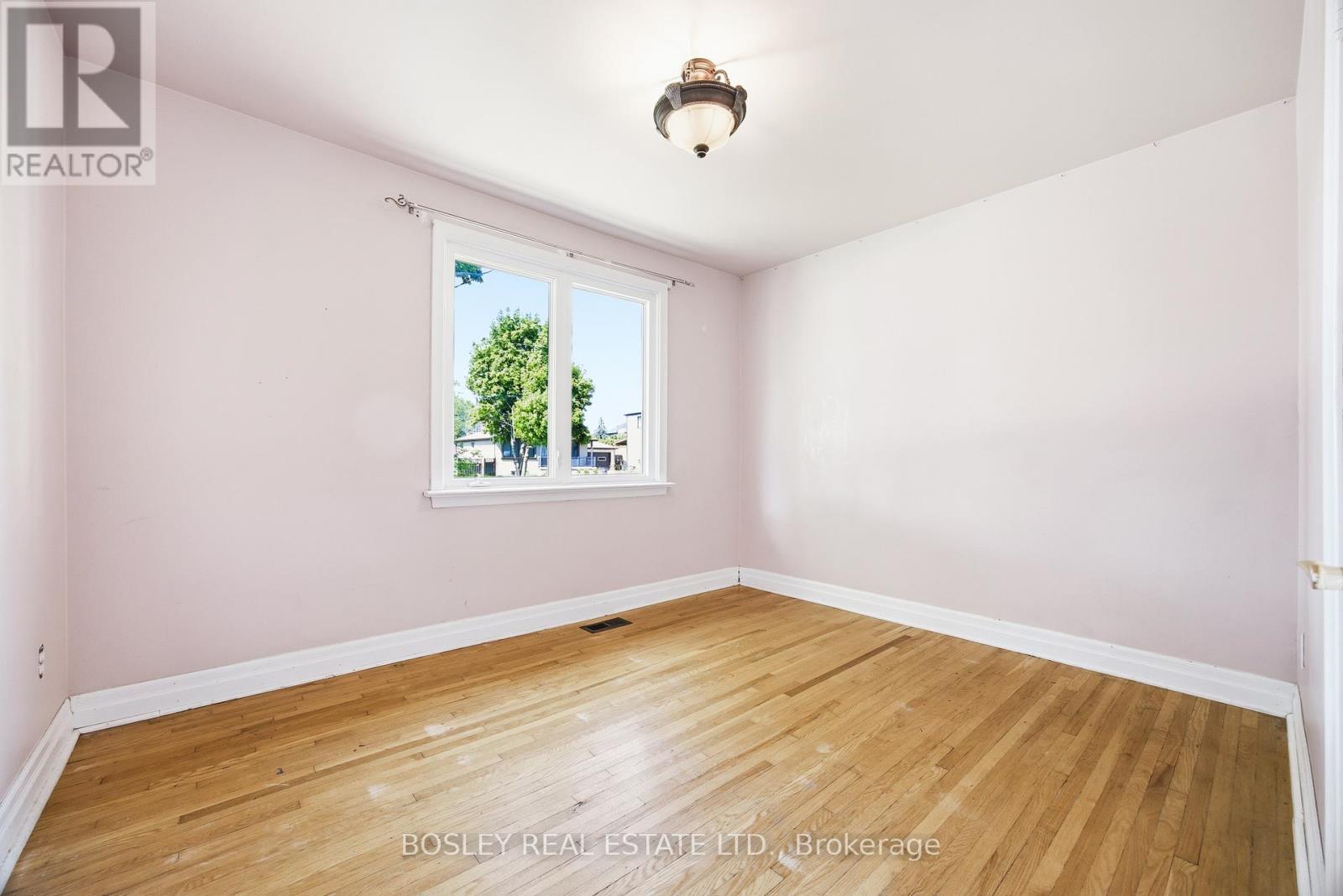 532 Sandmere Place, Oakville, Ontario  L6L 4G4 - Photo 12 - W13212642