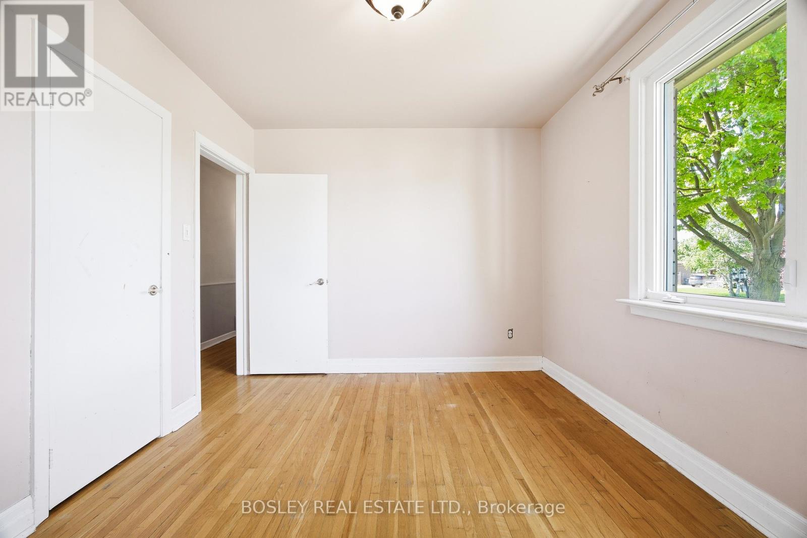 532 Sandmere Place, Oakville, Ontario  L6L 4G4 - Photo 14 - W13212642
