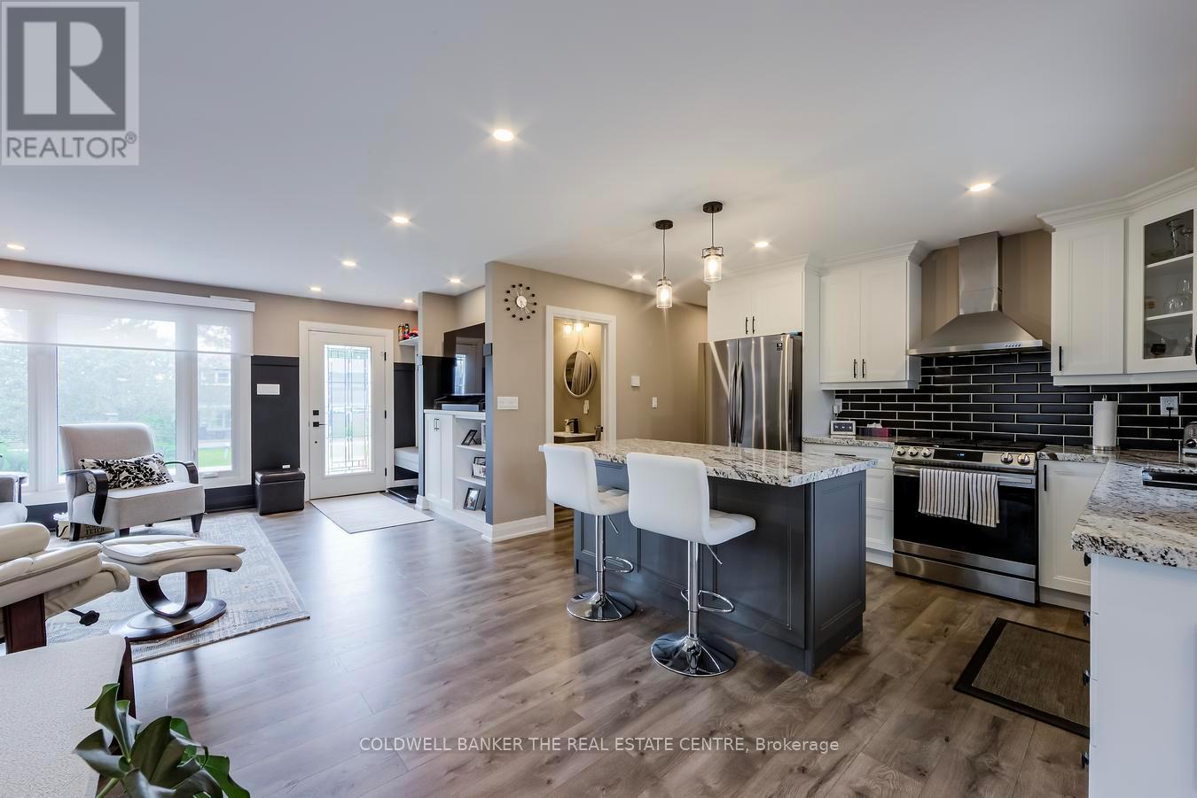 15 Blue Jay Boulevard, Georgina, Ontario  L0E 1N0 - Photo 10 - N13114718