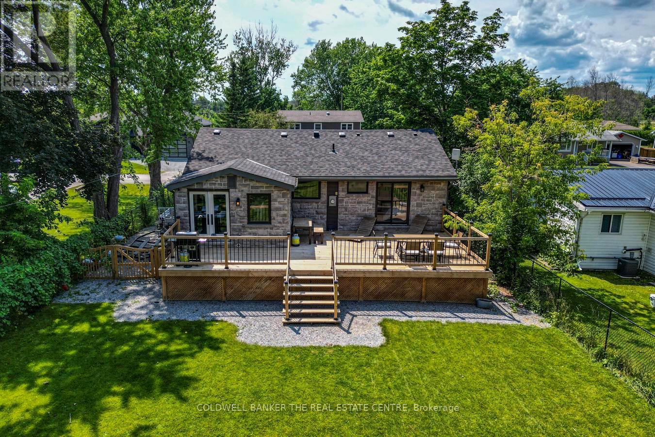 15 Blue Jay Boulevard, Georgina, Ontario  L0E 1N0 - Photo 3 - N13114718