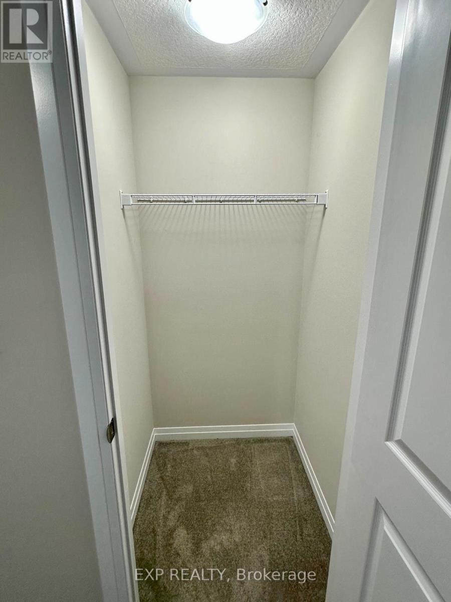 88 Seabrook Drive, Kitchener, Ontario  N2R 0R7 - Photo 7 - X13212558