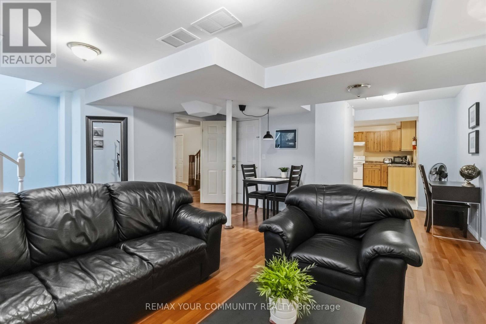 153 Bristol Road E, Mississauga, Ontario  L4Z 3V3 - Photo 38 - W13194208
