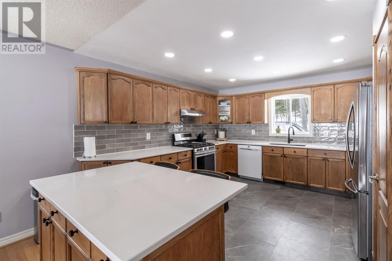31 James St, Goulais River, Ontario P0S 1E0 - Photo 8 - SM260588
