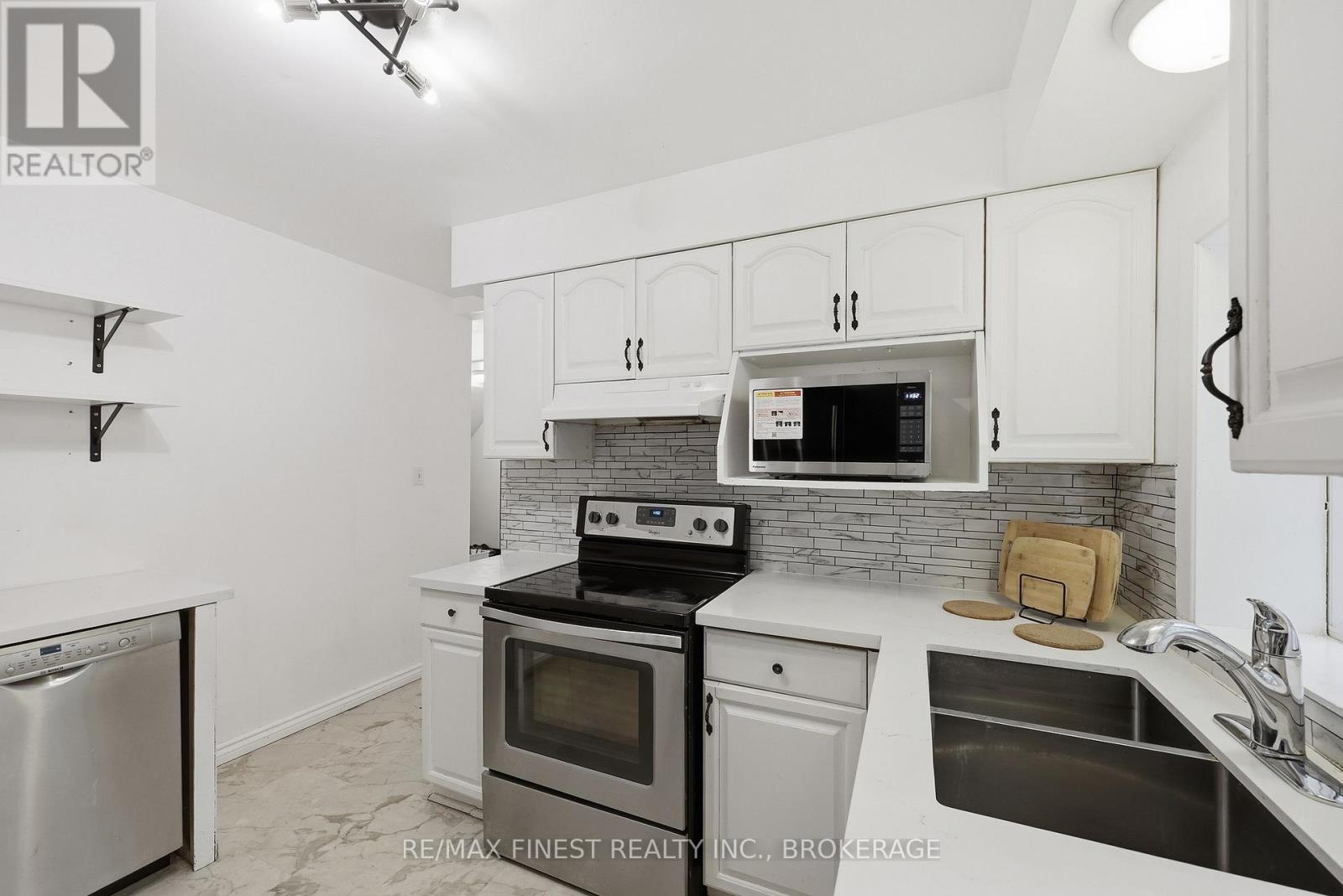 182 Montreal Street, Kingston, Ontario  K7K 3G4 - Photo 15 - X13210758