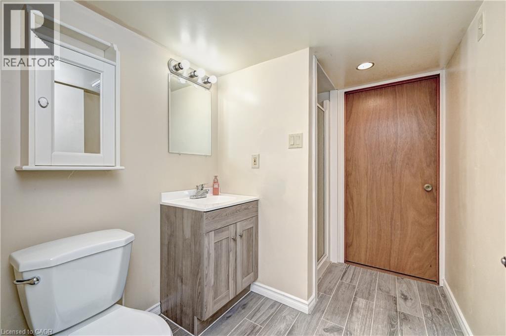92 Pinemeadow Crescent, Waterloo, Ontario  N2T 1A7 - Photo 38 - 40834313