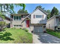92 PINEMEADOW Crescent, waterloo, Ontario