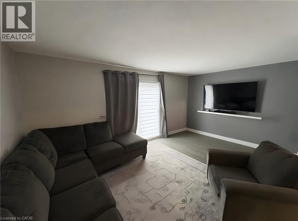 160 Lavina Crescent Unit# C, Hamilton, Ontario  L9C 6R8 - Photo 3 - 40832661