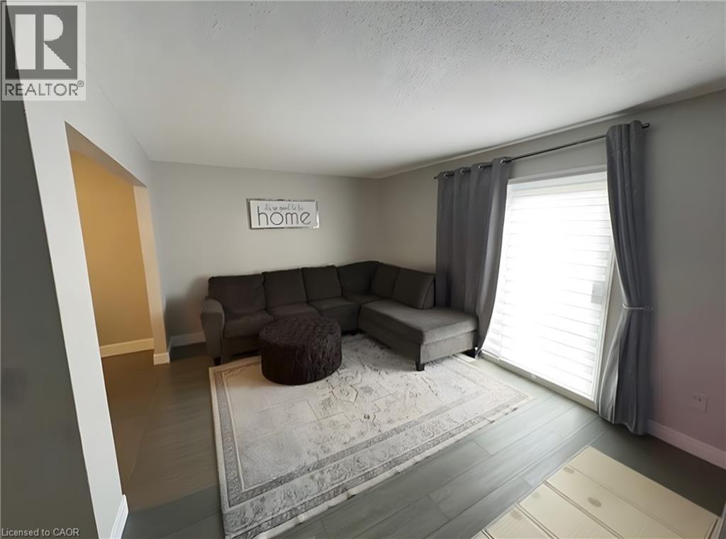 160 Lavina Crescent Unit# C, Hamilton, Ontario  L9C 6R8 - Photo 4 - 40832661