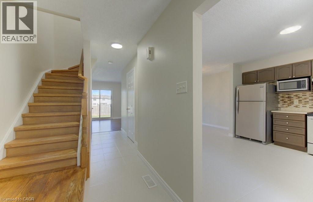 90 Ralgreen Crescent, Kitchener, Ontario  N2M 1T9 - Photo 10 - 40830104