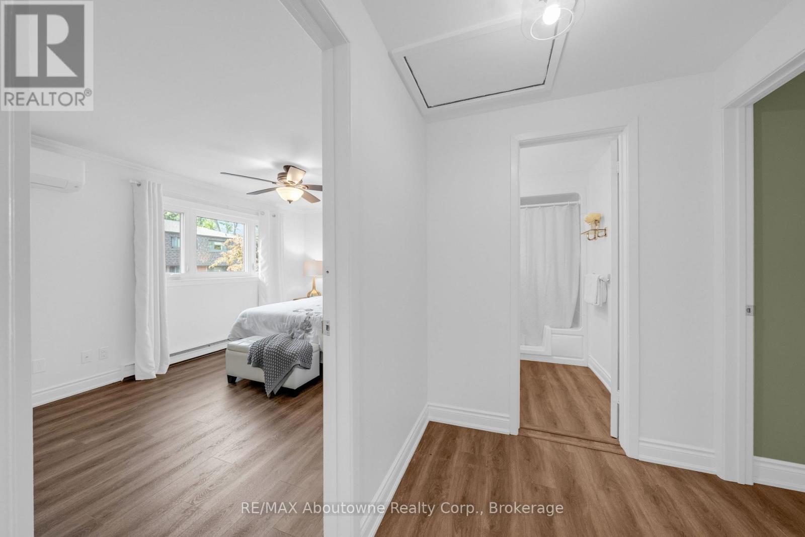 35 - 1270 Gainsborough Drive, Oakville, Ontario  M9A 0E1 - Photo 25 - W13212796