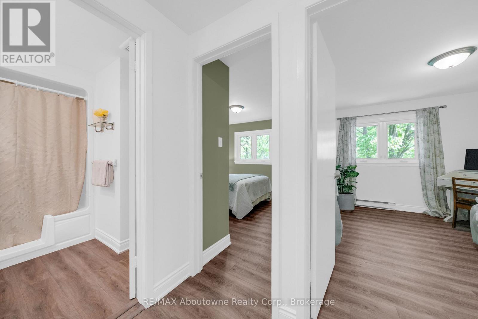 35 - 1270 Gainsborough Drive, Oakville, Ontario  M9A 0E1 - Photo 29 - W13212796