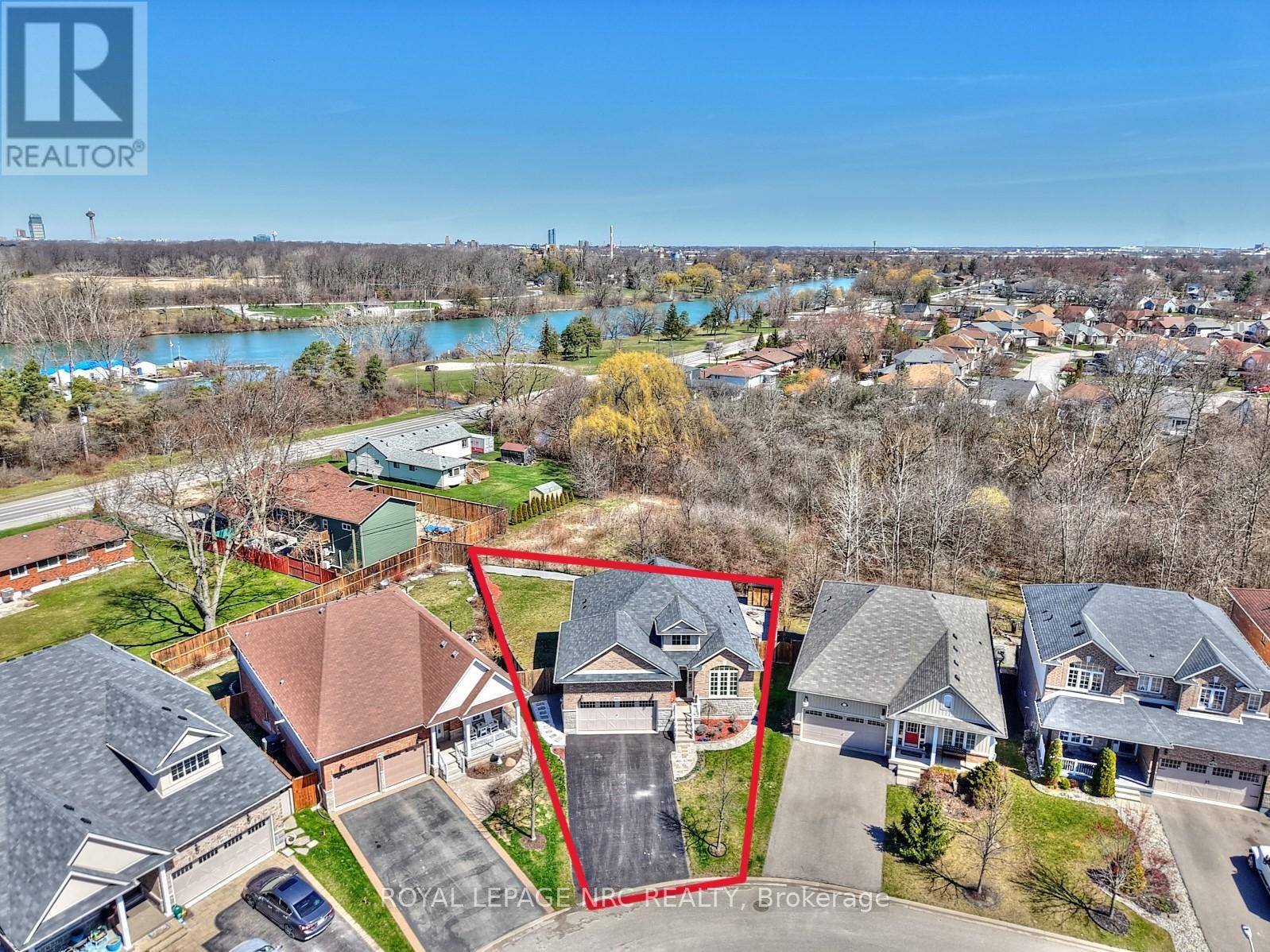 8913 Tallgrass Avenue, Niagara Falls, Ontario  L2G 0E6 - Photo 2 - X12944436