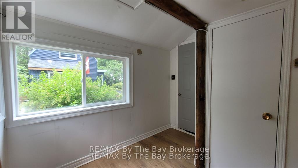 23 Glen Street, Wasaga Beach, Ontario  L9Z 2K5 - Photo 11 - S13212764