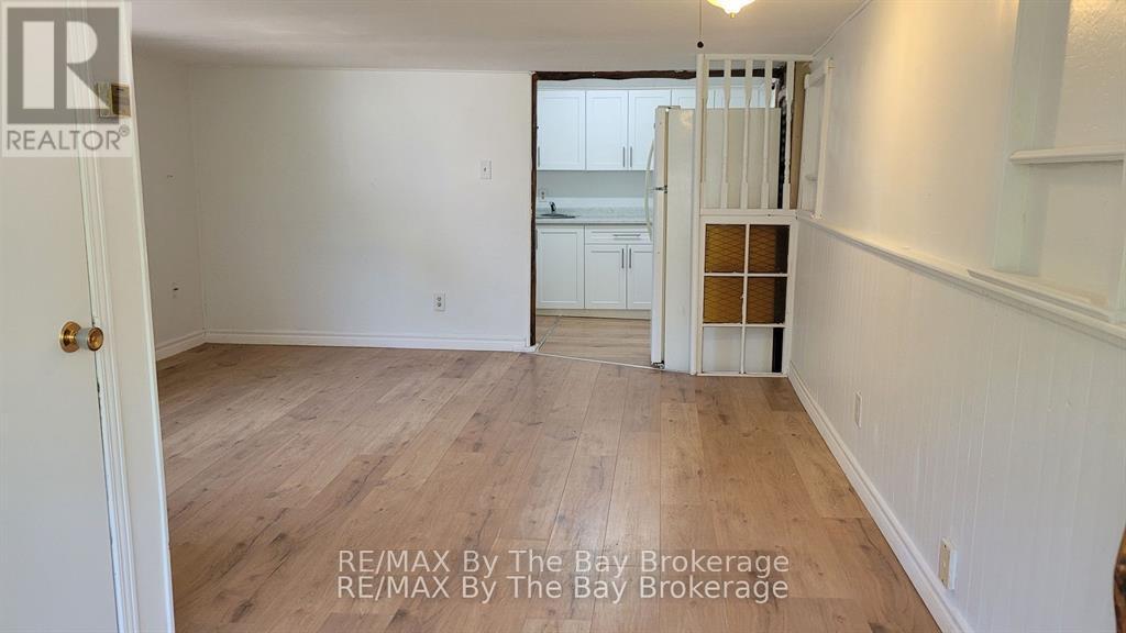 23 Glen Street, Wasaga Beach, Ontario  L9Z 2K5 - Photo 18 - S13212764