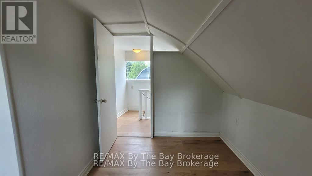 23 Glen Street, Wasaga Beach, Ontario  L9Z 2K5 - Photo 21 - S13212764