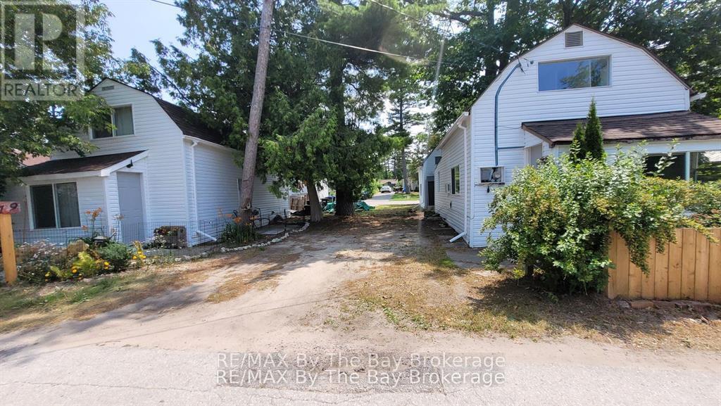 23 Glen Street, Wasaga Beach, Ontario  L9Z 2K5 - Photo 3 - S13212764