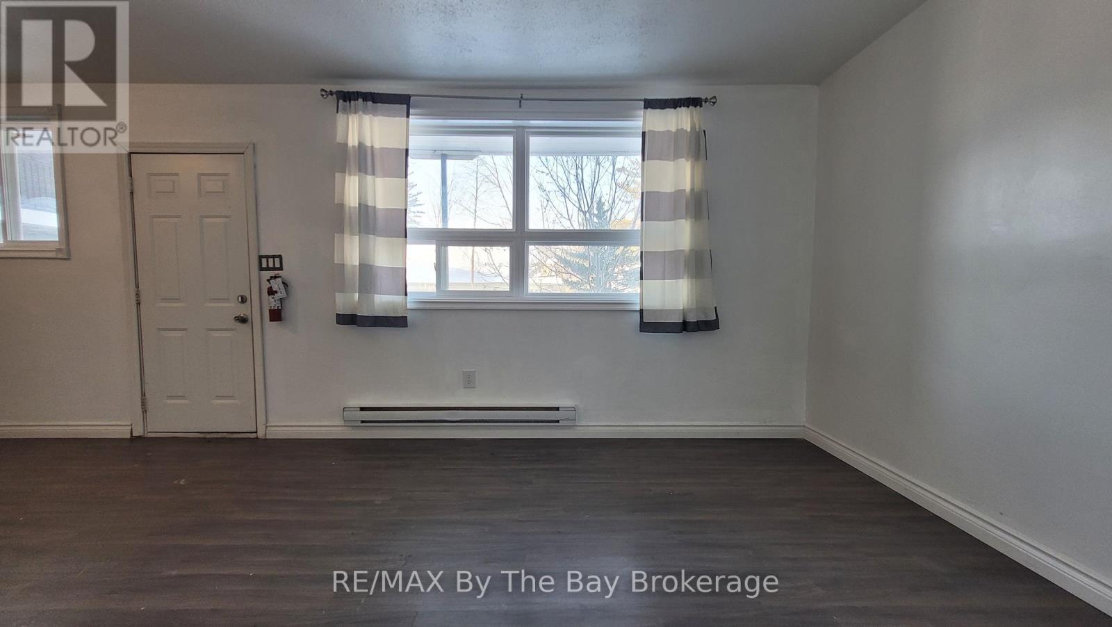 B12 - 280 River Road E, Wasaga Beach, Ontario  L9Z 2L7 - Photo 11 - S13212766