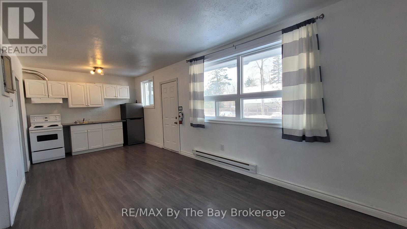 B12 - 280 River Road E, Wasaga Beach, Ontario  L9Z 2L7 - Photo 12 - S13212766