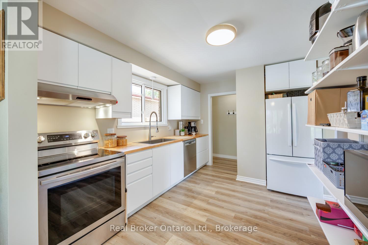 17 Strike Avenue, Clarington, Ontario  L1C 1K2 - Photo 13 - E13212726