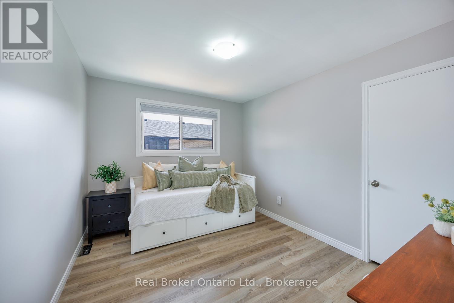 17 Strike Avenue, Clarington, Ontario  L1C 1K2 - Photo 21 - E13212726