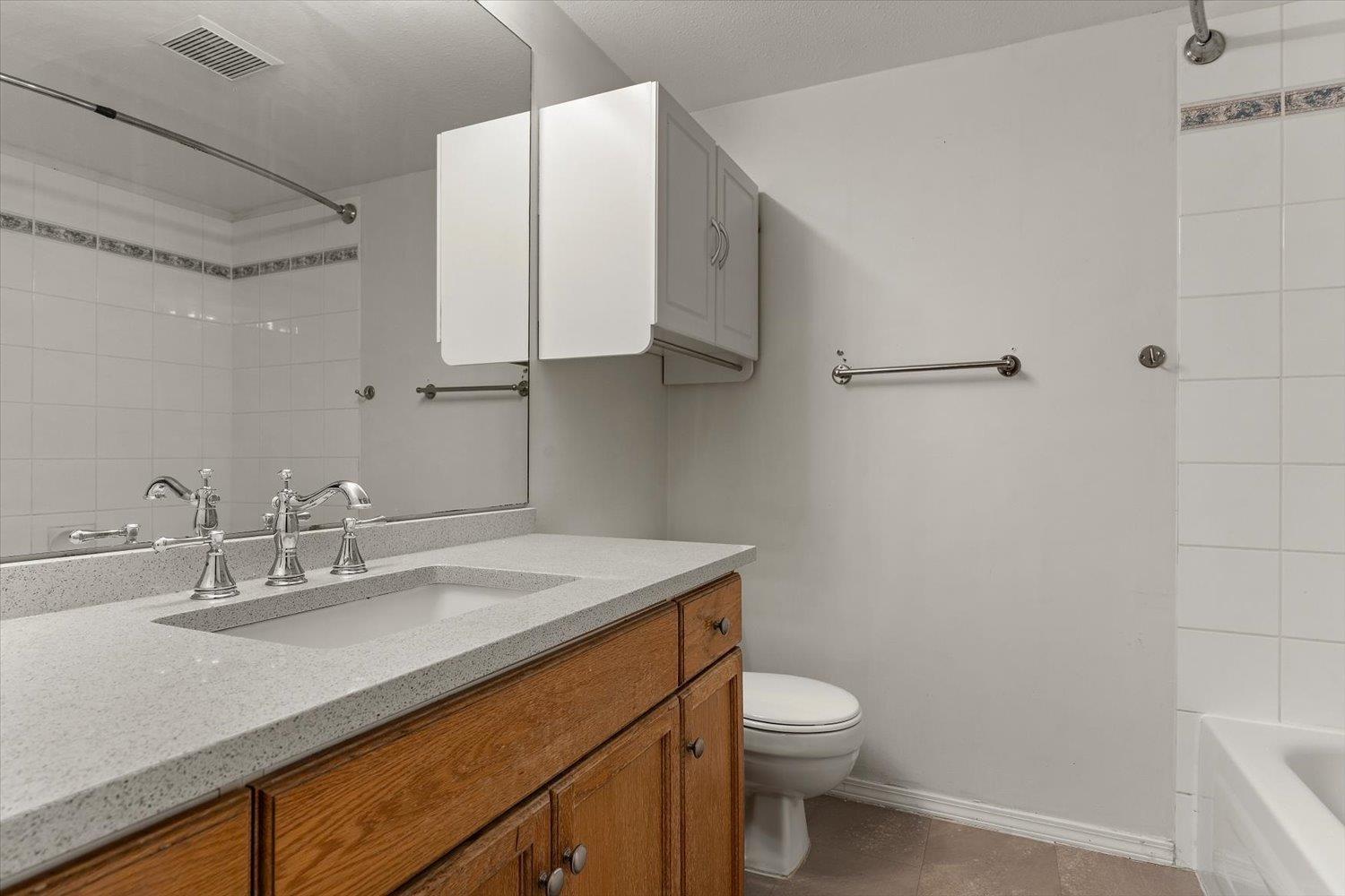 233 32830 George Ferguson Way, Abbotsford, British Columbia  V2S 7K1 - Photo 19 - R3128252