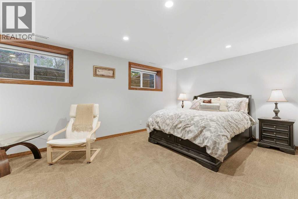 228 Cantrell Place Sw, Calgary, Alberta  T2W 1X3 - Photo 34 - A2291476