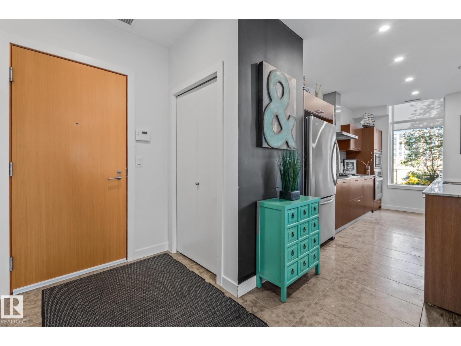 #106 2504 109 St NW, Edmonton, Alberta  T6J 2H3 - Photo 2 - E4490644