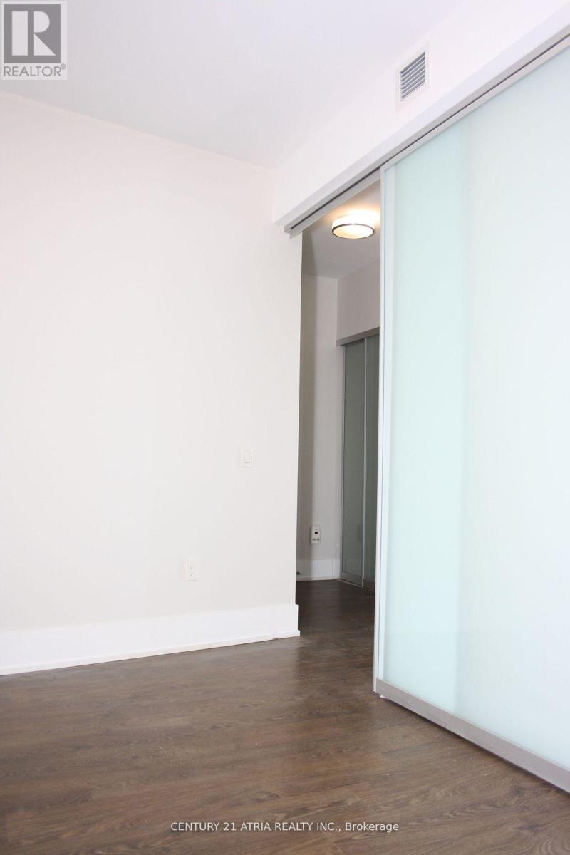 5906 - 10 York Street, Toronto, Ontario  M5J 2Z2 - Photo 11 - C13212776