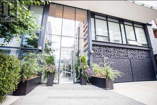 809 - 25 STAFFORD STREET, Toronto, Ontario
