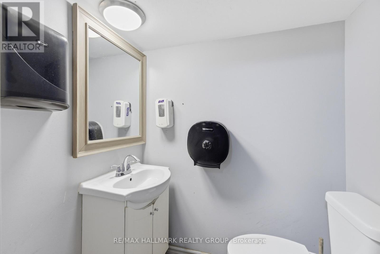 912 St Laurent Boulevard S, Ottawa, Ontario K1K 3B3 - Photo 13 - X13212882