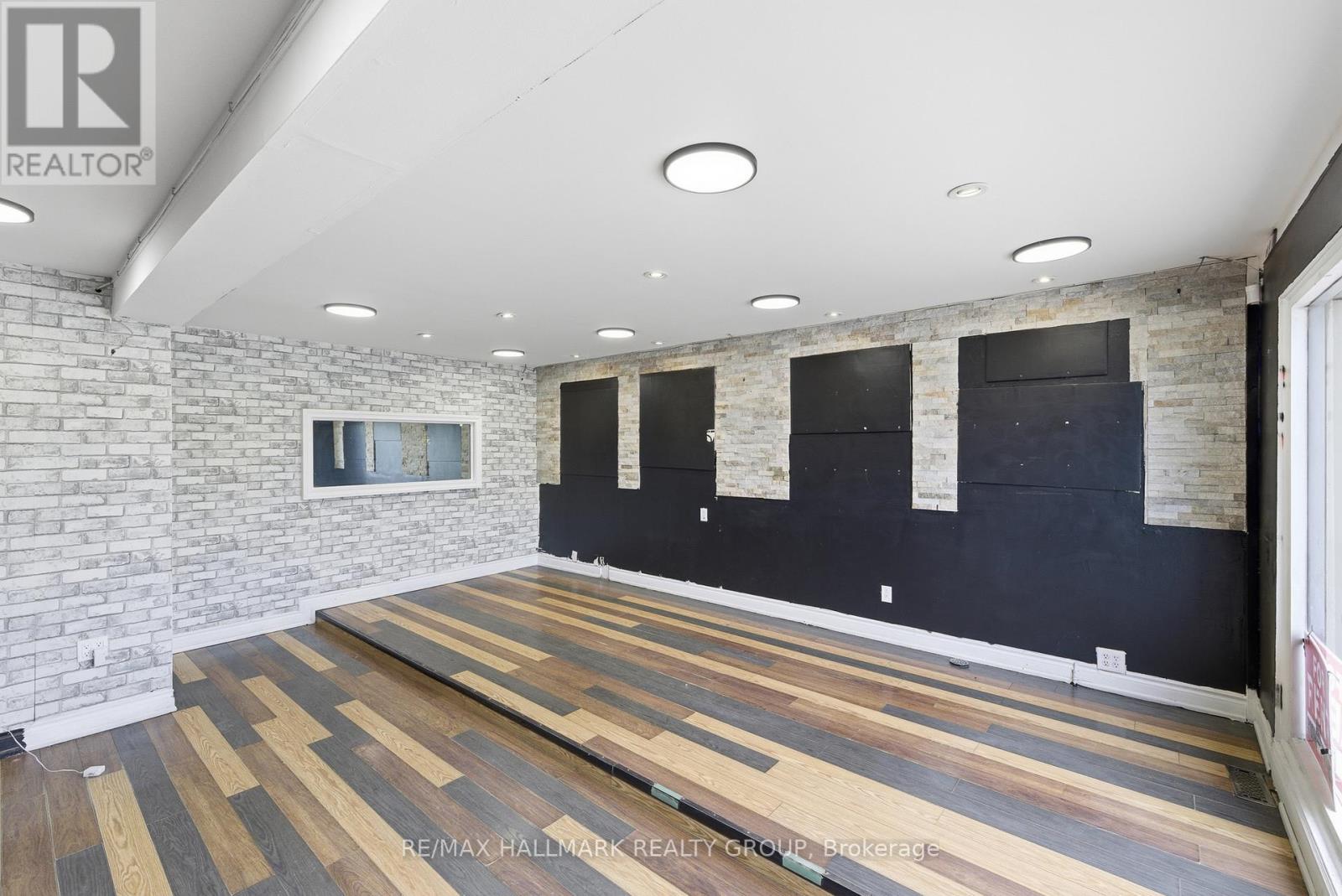 912 St Laurent Boulevard S, Ottawa, Ontario K1K 3B3 - Photo 7 - X13212882