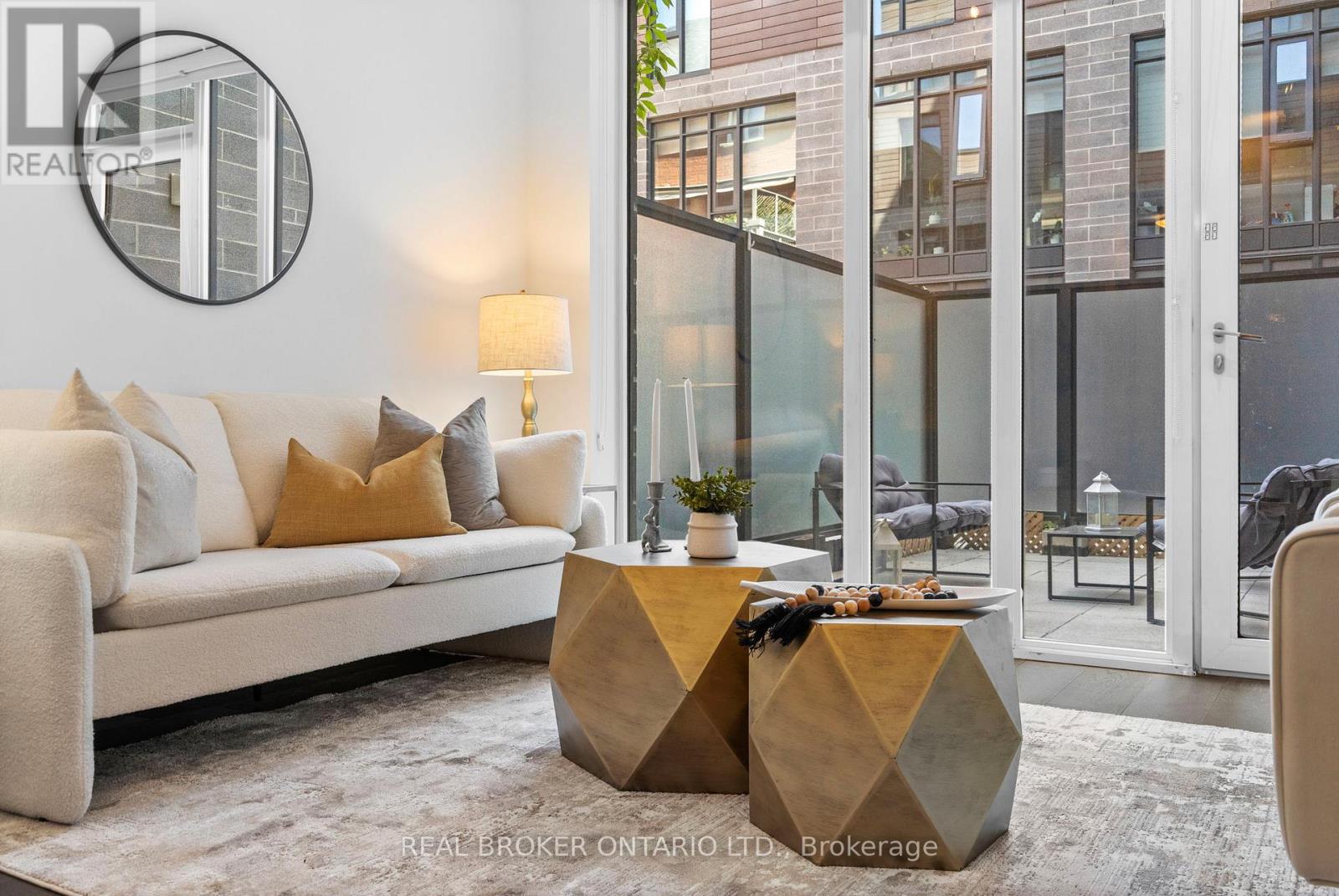 Th3 - 16 Filmic Lane, Toronto, Ontario  M4M 3R1 - Photo 11 - E13212876