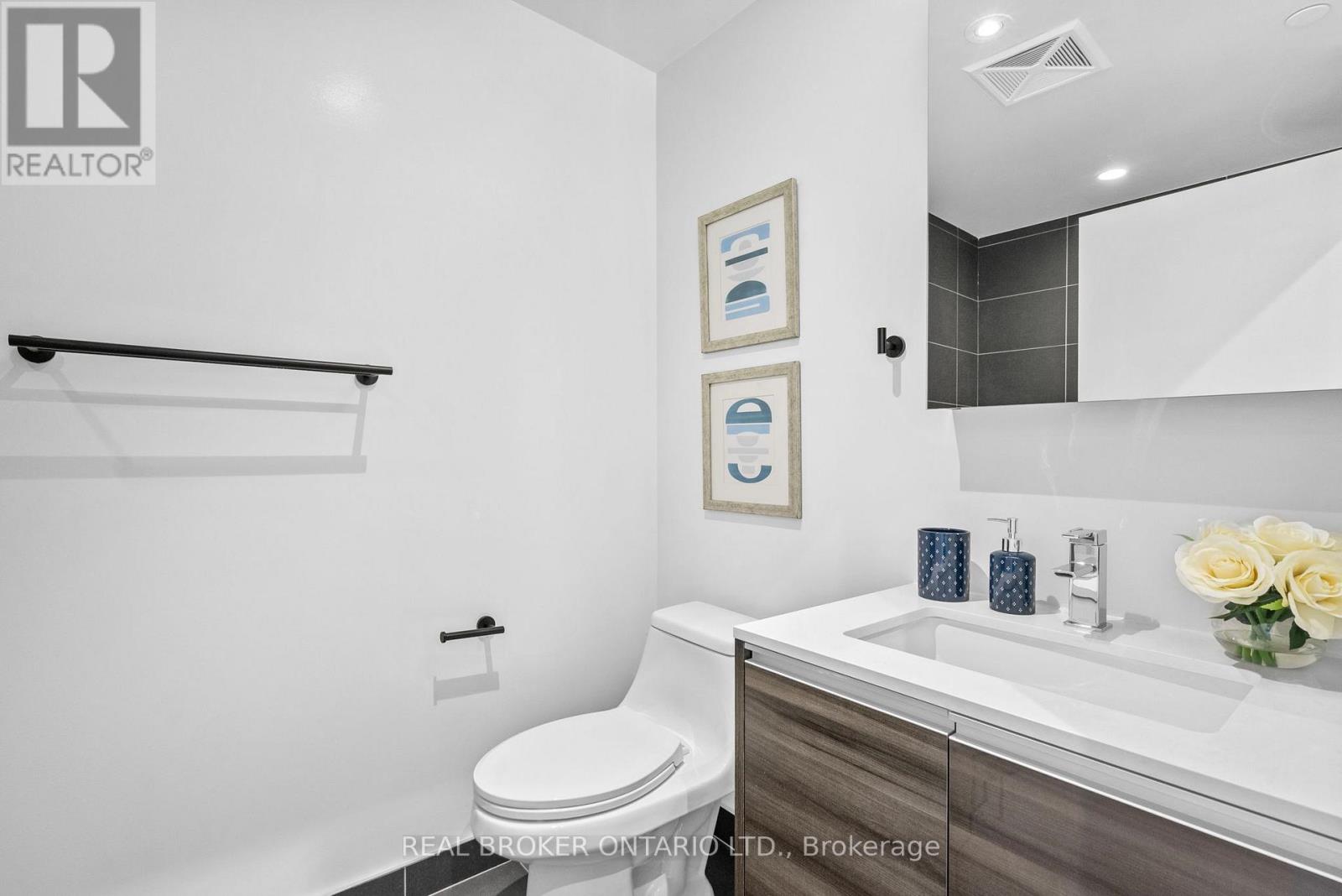 Th3 - 16 Filmic Lane, Toronto, Ontario  M4M 3R1 - Photo 30 - E13212876