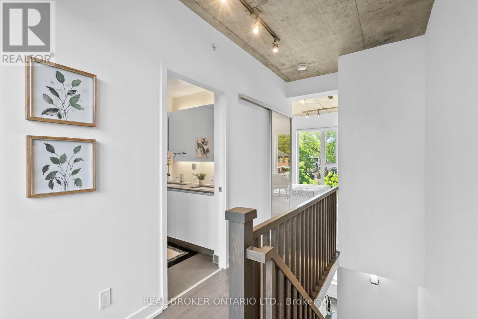 Th3 - 16 Filmic Lane, Toronto, Ontario  M4M 3R1 - Photo 36 - E13212876
