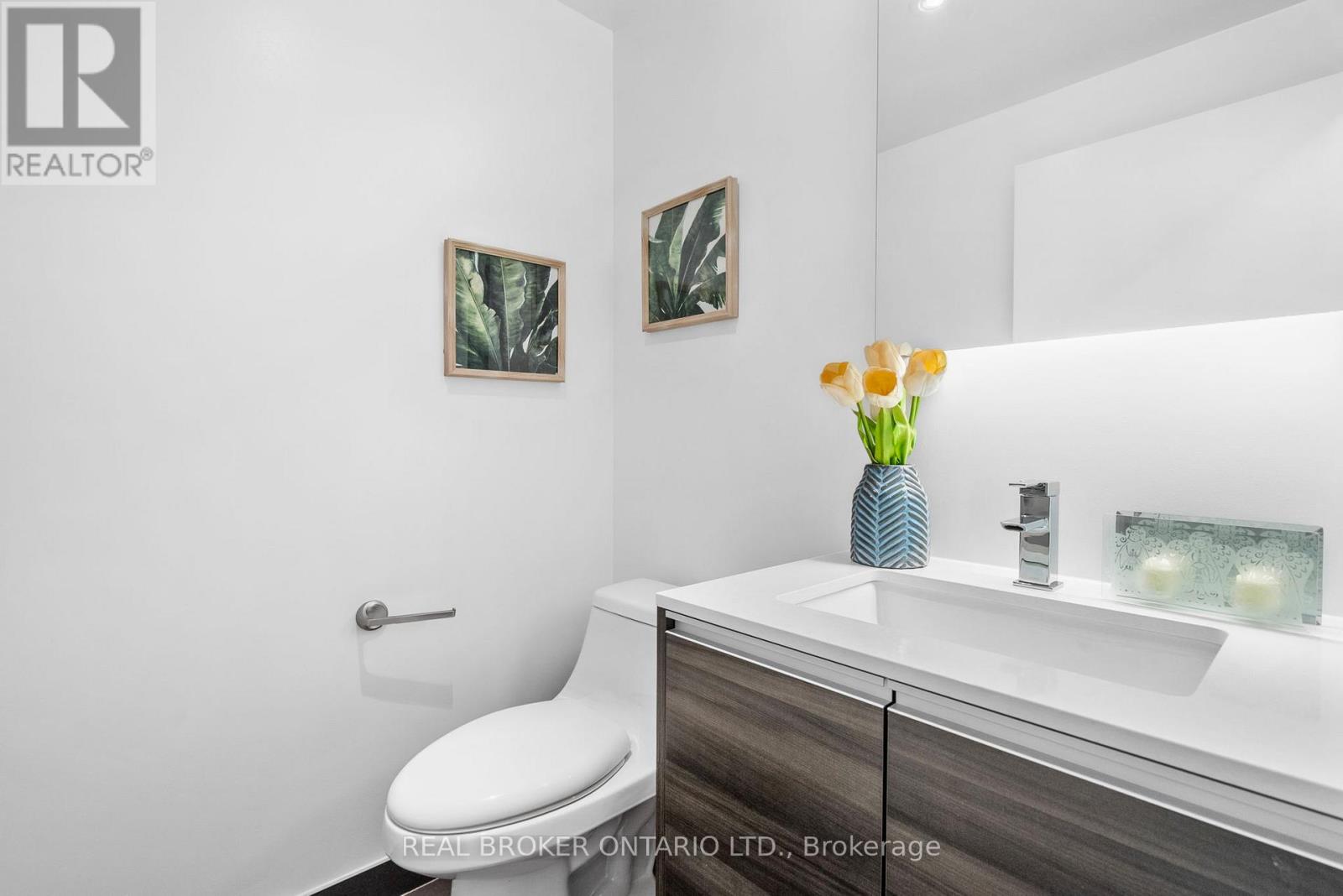 Th3 - 16 Filmic Lane, Toronto, Ontario  M4M 3R1 - Photo 6 - E13212876