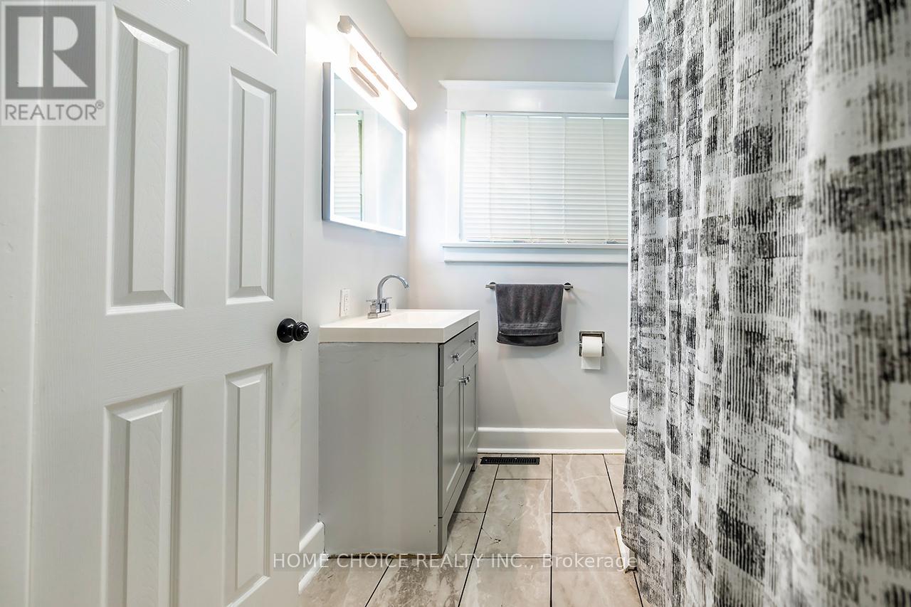 140 Gladstone Avenue, Oshawa, Ontario  L1J 4E7 - Photo 20 - E13212546
