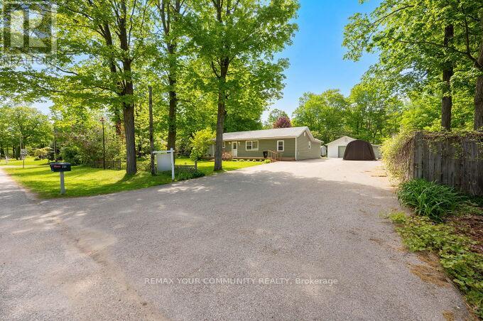 781 Edward Street, Innisfil, Ontario  L9S 2S2 - Photo 3 - N13056426
