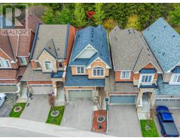 12 MACK CLEMENT LANE, Richmond Hill, Ontario