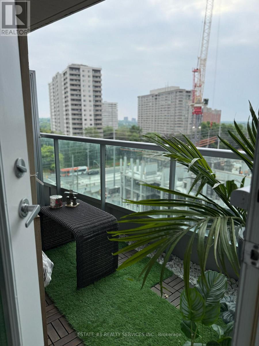 802 - 33 Elm Drive, Mississauga, Ontario  L5B 4M2 - Photo 12 - W13210302