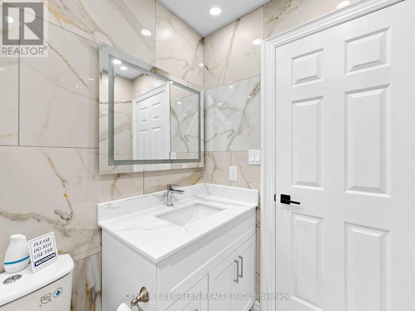 16 Mount Fuji Crescent, Brampton, Ontario  L6R 2L3 - Photo 32 - W13212112