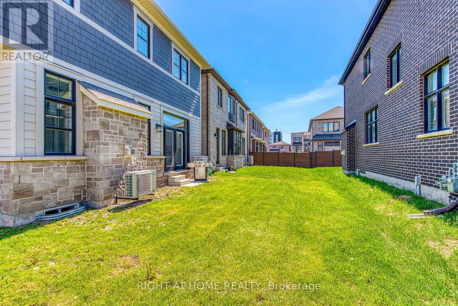 1387 Aymond Crescent, Oakville, Ontario  L6H 7W9 - Photo 27 - W13212154