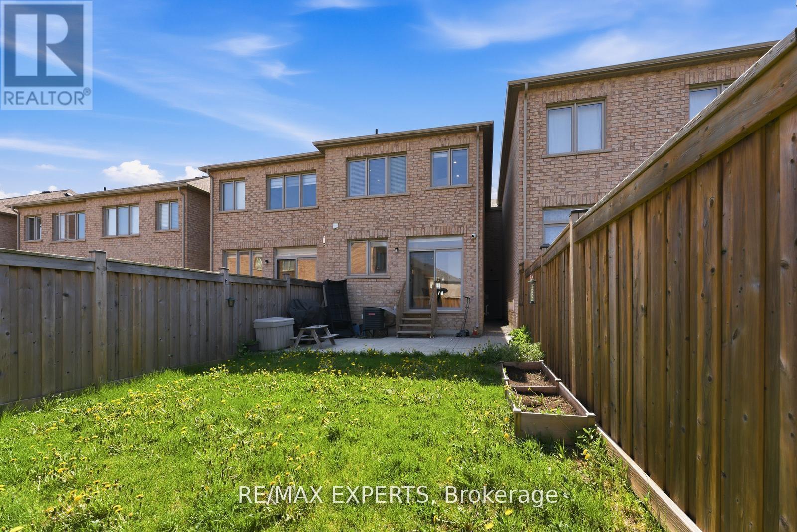 9 Port Arthur Crescent, Richmond Hill, Ontario  L4E 1B5 - Photo 37 - N13212872