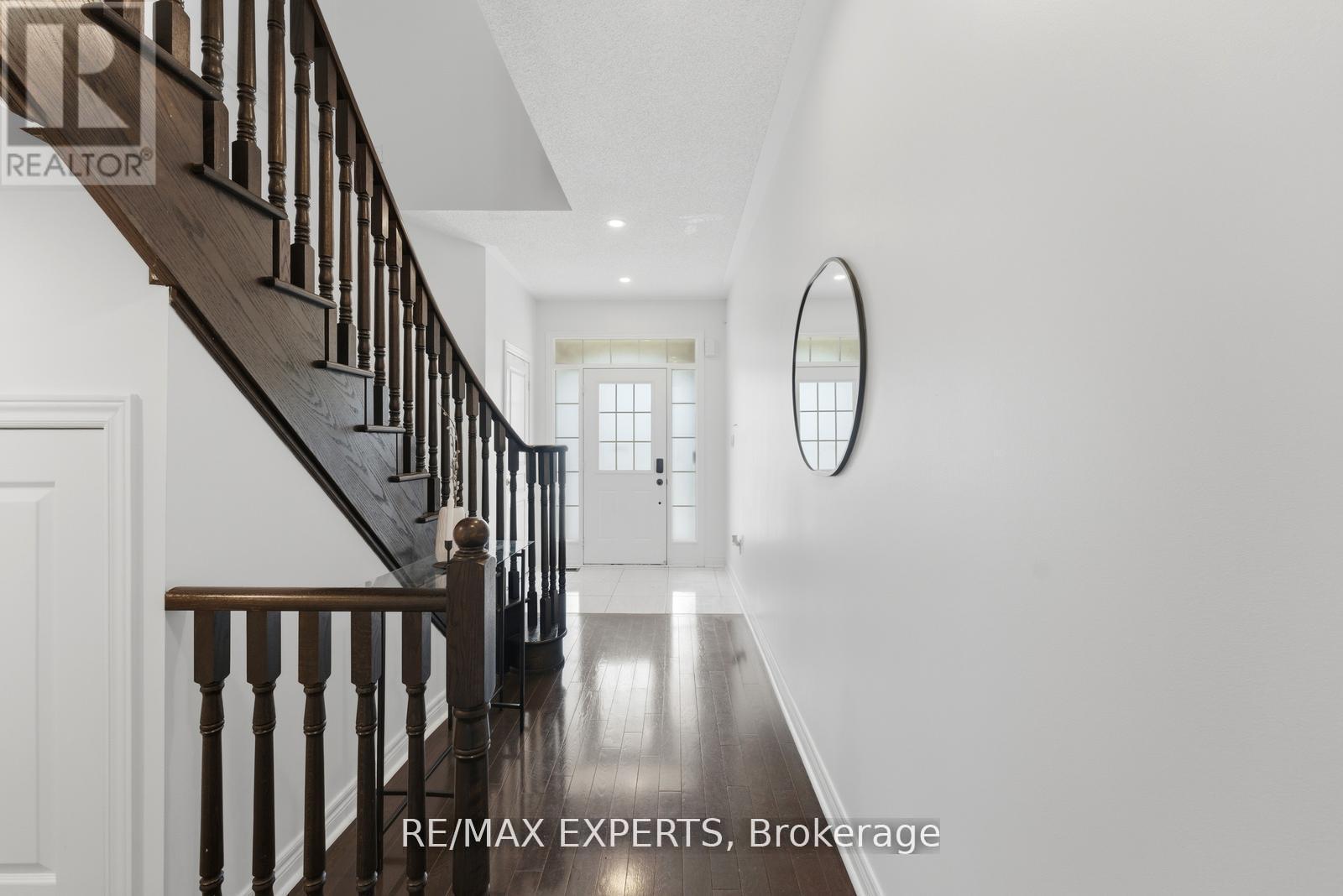 9 Port Arthur Crescent, Richmond Hill, Ontario  L4E 1B5 - Photo 6 - N13212872
