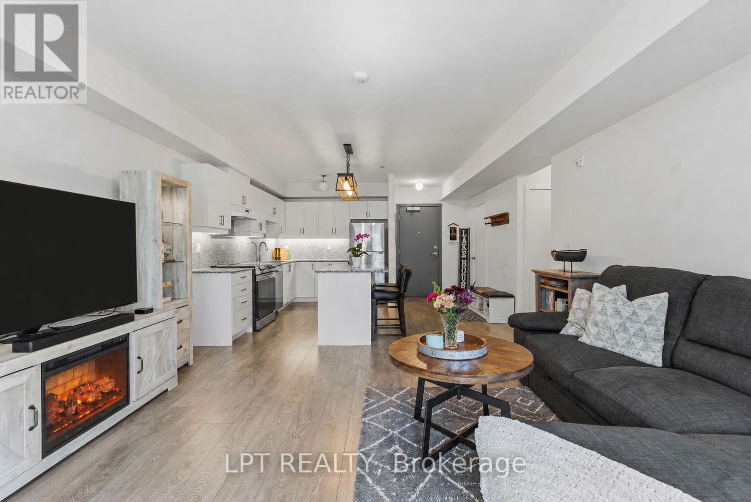 303 - 110 Grew Boulevard, Georgina, Ontario  L0E 1L0 - Photo 13 - N13212880