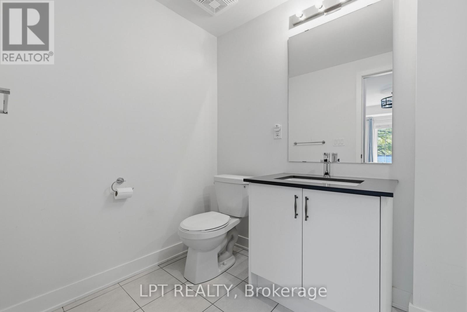 303 - 110 Grew Boulevard, Georgina, Ontario  L0E 1L0 - Photo 21 - N13212880